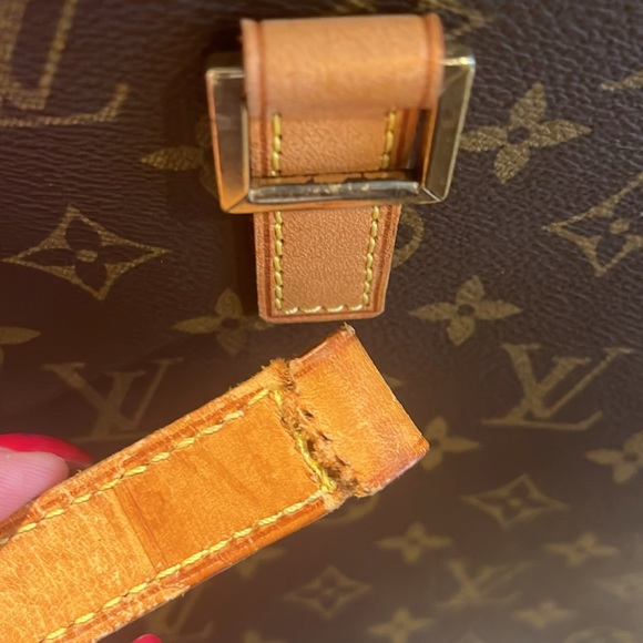 Authentic Luco Monogram tote bag - Picture 5 of 16